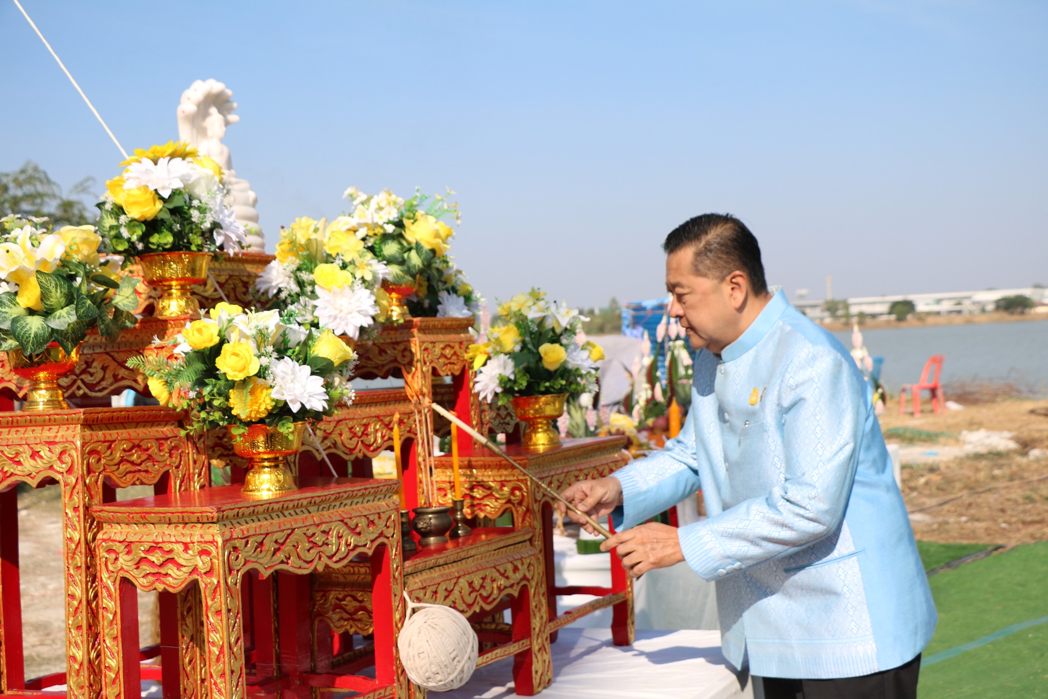 พิธีบรรจุดวงตา และหัวใจองค์พญาศรีสุทโธนาคราช ณ อ่างเก็บน้ำธวัชชัย อำเภอธวัชบุรี จังหวัดร้อยเอ็ด