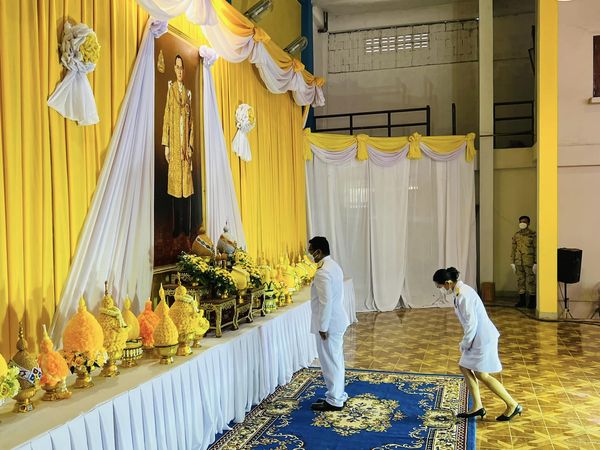เข้าร่วมงานกิจกรรมน้อมรำลึกในพระมหากรุณาธิคุณ เนื่องในวันคล้ายวันพระบรมราชสมภพ พระบาทสมเด็จพระบรมชนกาธิเบศร มหาภูมิพลอดุลยเดชมหาราช บรมนาถบพิตร วันชาติ และวันพ่อแห่งชาติ